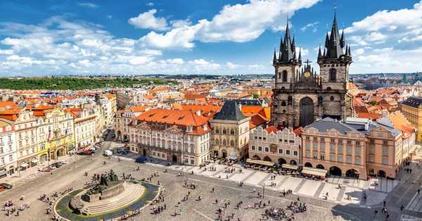 Prague  Travel Guide : Food, hotel, Cost, Weather & geography, History, language, culture, things to see and do and how to reach